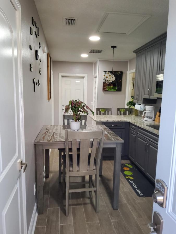 Beautiful Apartment Close To Everything Tampa Exterior foto